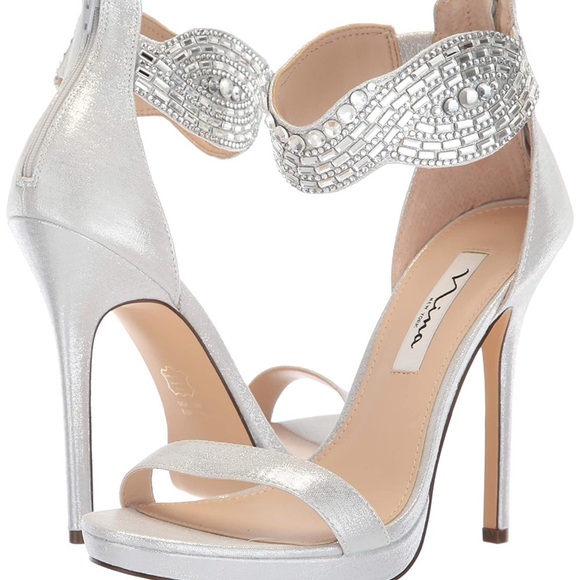 Nina Shoes - Nina silver beaded brisa pumps heels 9.5 NIB